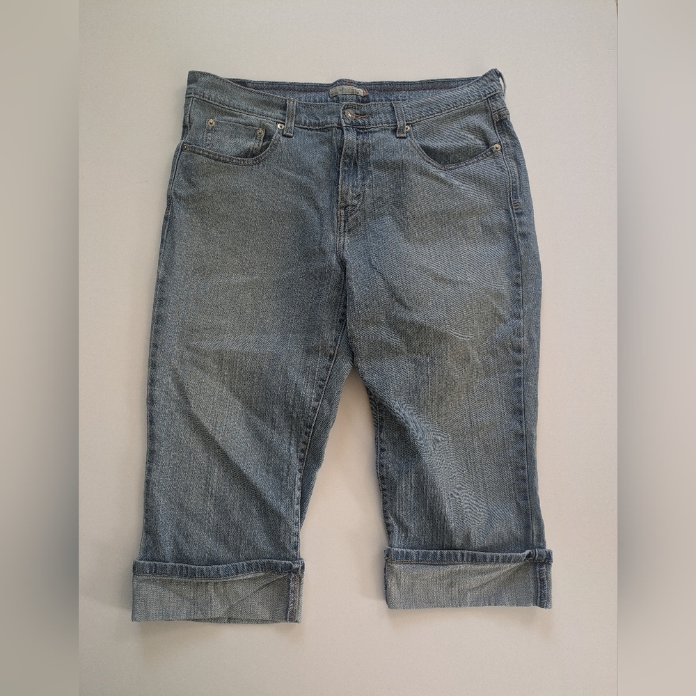 Levi's 515 Women's Denim Capri Jeans Size 16 Stretch Cuffed Light Wash